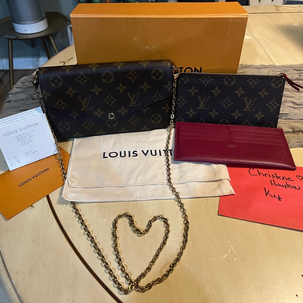 Félicie Pochette in monogram with both inserts!🩷